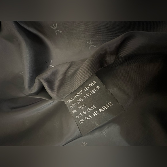 Genuine Leather perry ellis Mens Large Black Jacket Button soft exc cond - Picture 8 of 9